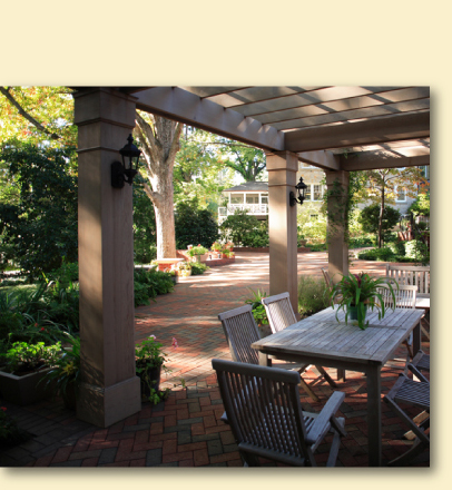 photographs of Private drives, lighting and garden structures designed by Tom Hunter